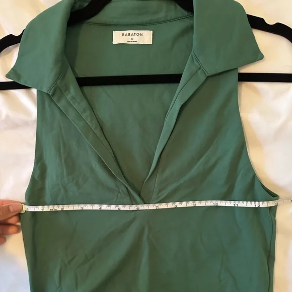 Aritzia Babaton Kelly Green Contour Polo Tank Medium - Picture 5 of 6